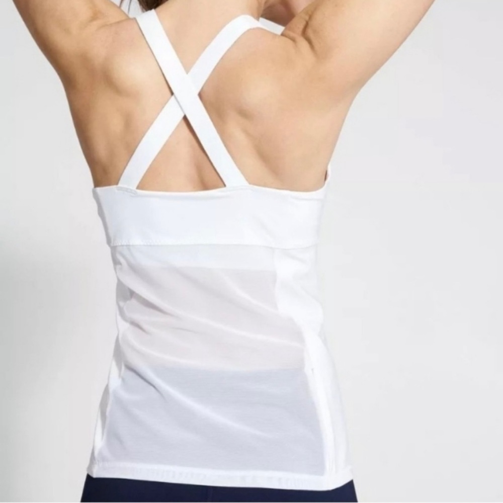 Athlete Be Bold Support Top NWT